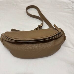 Mandrn Atlas Crossbody